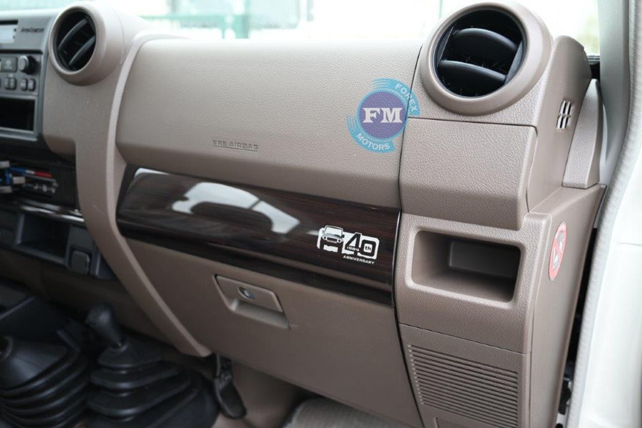 Toyota Land Cruiser 70 2.8L Diesel 9 Seater 4WD Manual Euro 4