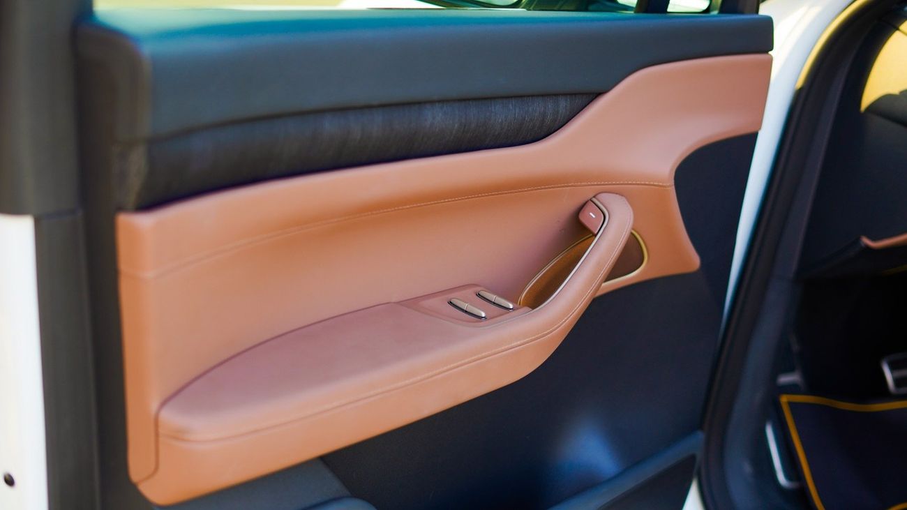 Nio EL8 2023 Used Nio EL8 Long Range AWD | 100 kWh | Range (580 Km) | 644 Hp | Warranty