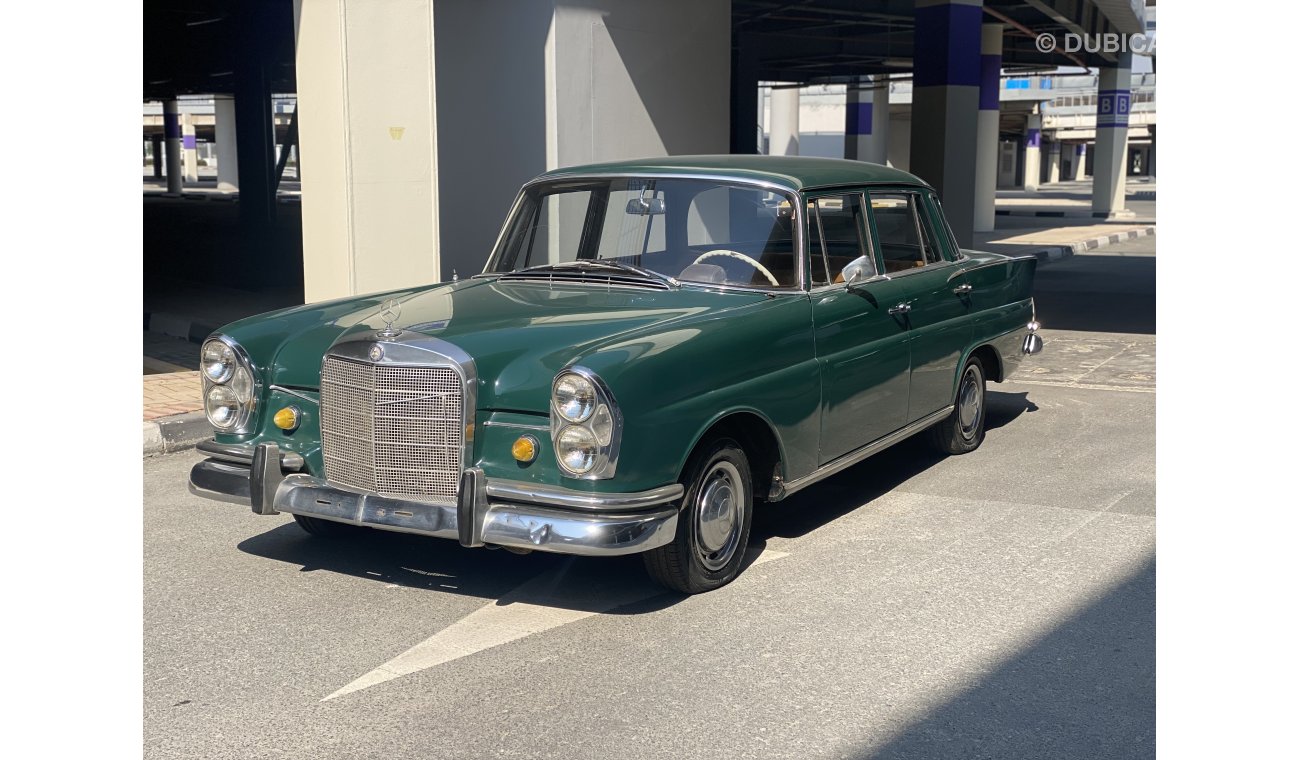 Mercedes-Benz 230 S Fintail-Limited Time Offer