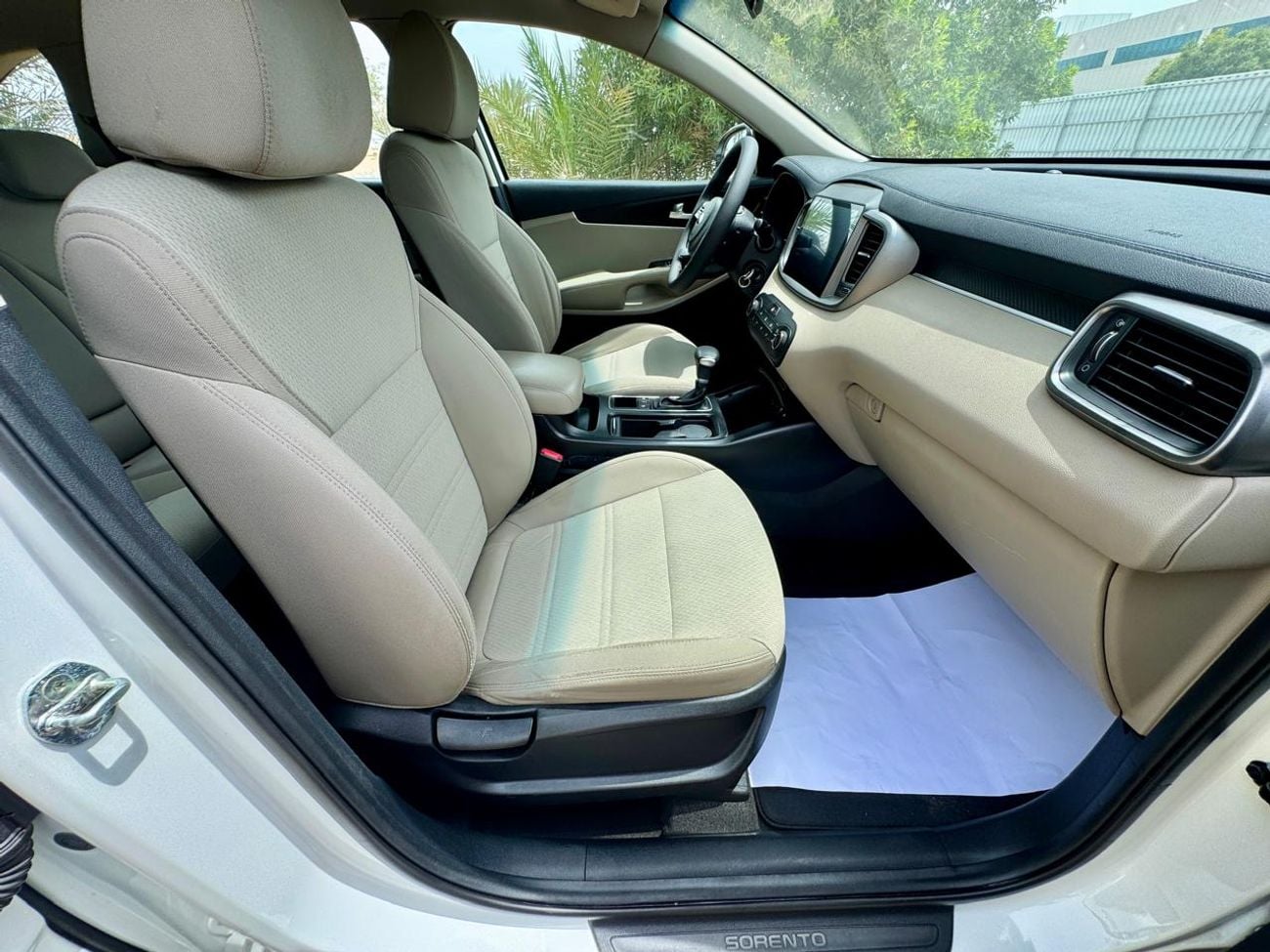 Kia Sorento Base 2.4L FWD 699-Monthly l GCC l 2.4L, Cruise, Camera l Accident Free