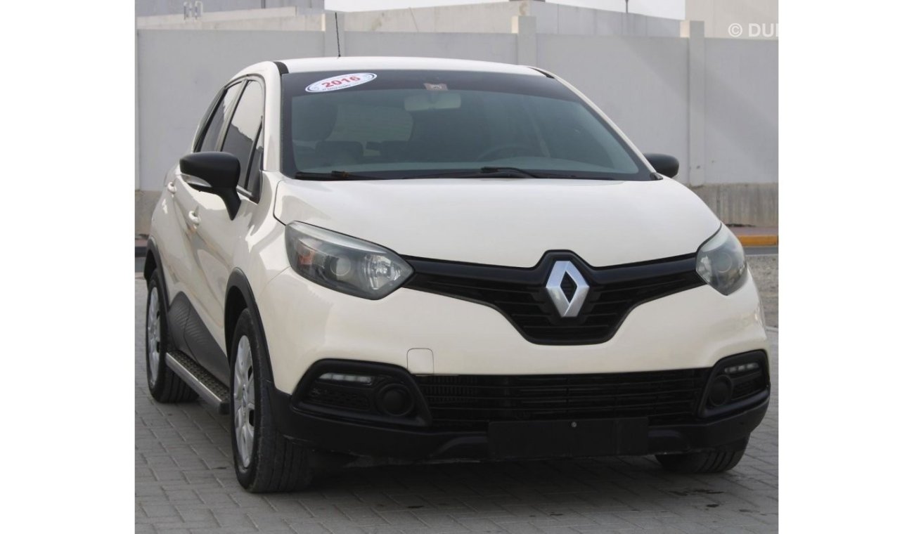 Renault Captur Renault capture 2016 GCC beige excellent condition without accidents