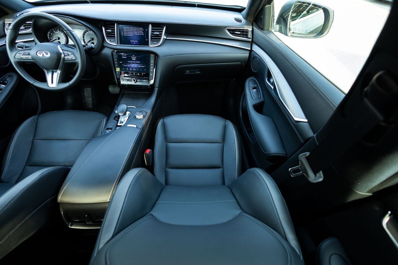 Infiniti QX55 2.0T Luxe (AWD)