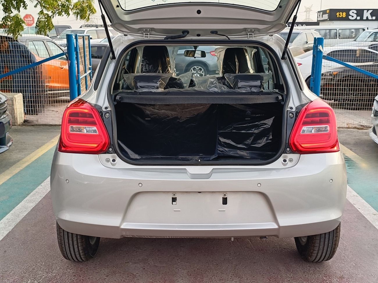 Suzuki Swift GLX, 1.2L PETROL / SPECIAL PROMOTION/CODE#SGLXM