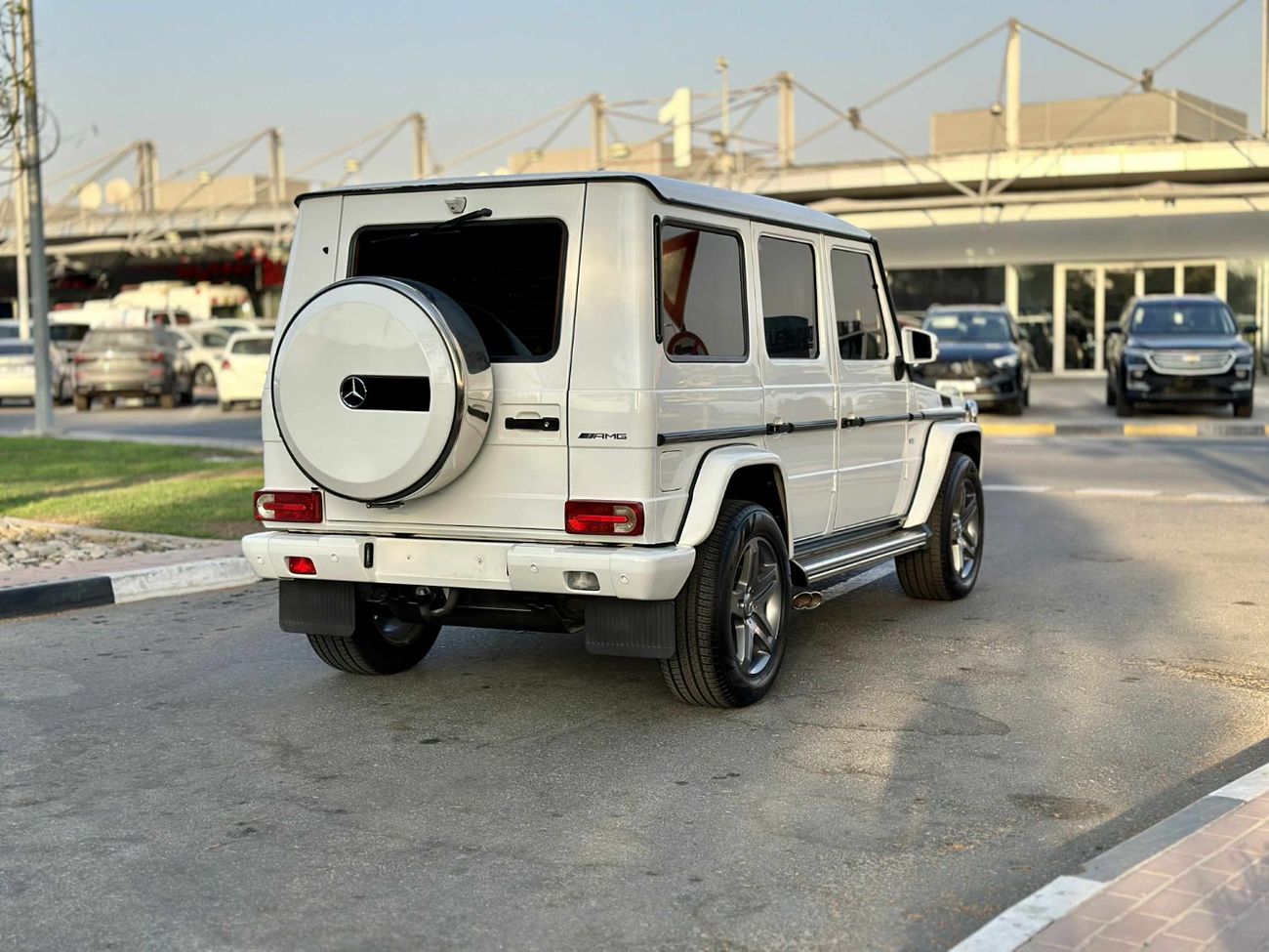 Mercedes-Benz G 500 Premium + 4.0L GCC SPEC NEAT AND CLEAN