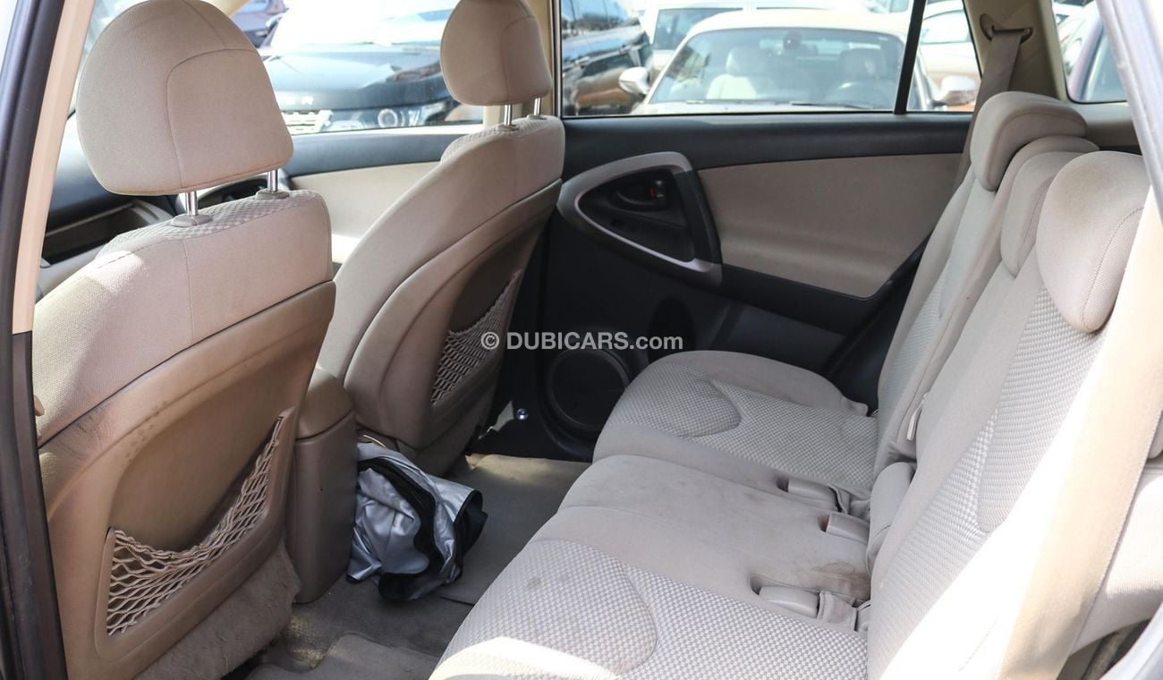 تويوتا راف ٤