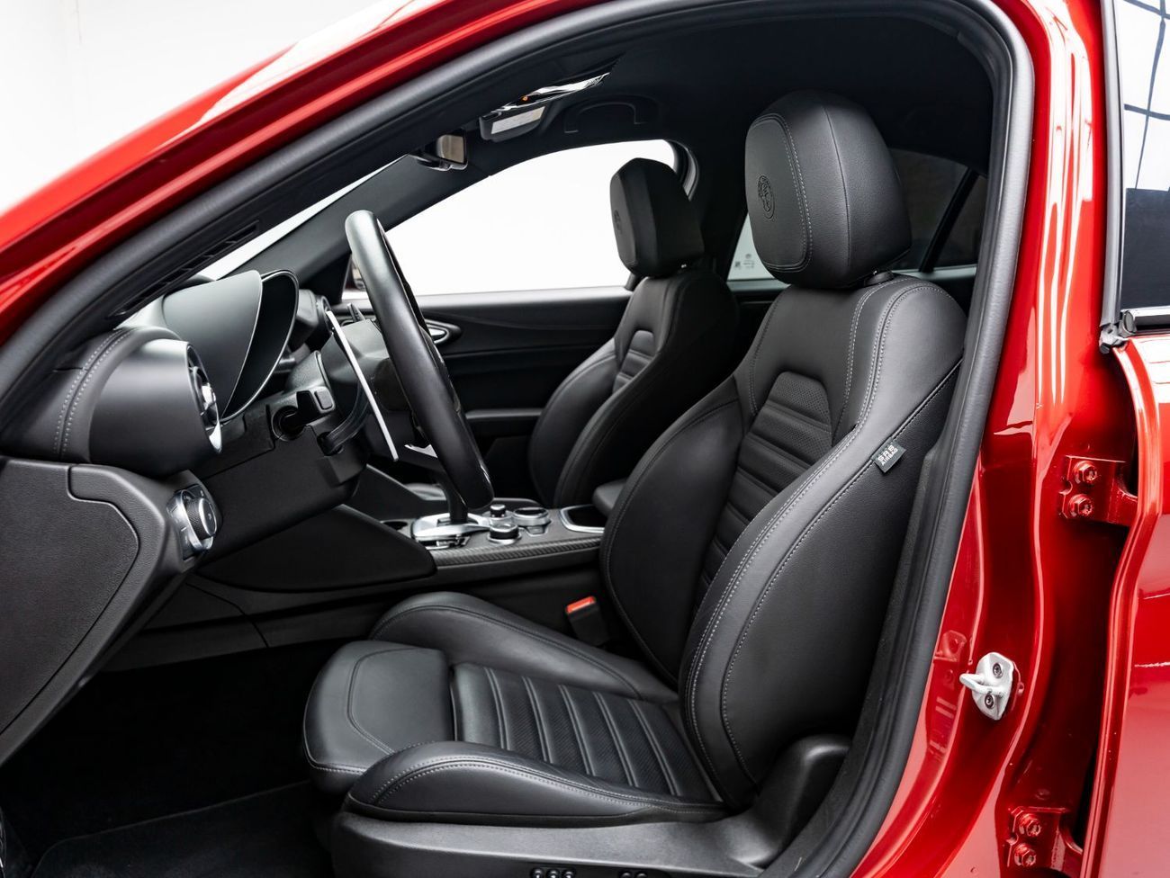 Alfa Romeo Giulia 2024 Alfa Romeo Giulia Quadrifoglio, 2029 Alfa Romeo Warranty + 2029 Service Contract, Low KMs, GCC