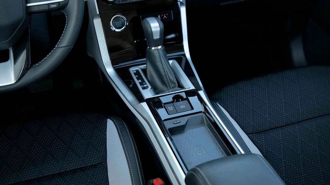 Toyota Veloz 2023 Toyota Veloz 1.5L petrol automatic