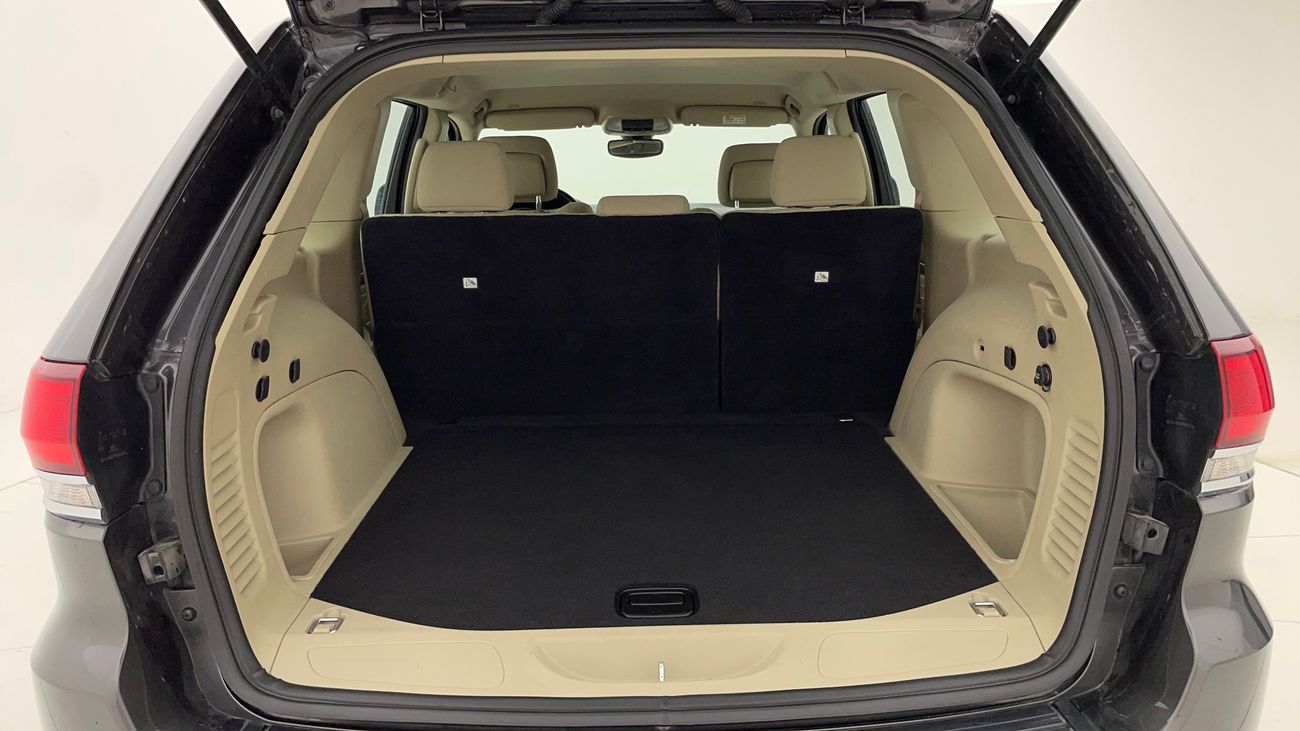 Jeep Grand Cherokee LAREDO 3.6 | Zero Down Payment | Home Test Drive