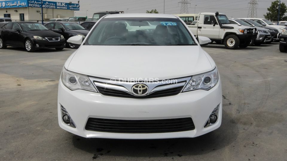 Toyota Camry Right Hand Drive Petrol 2.5L C018 for sale: AED 33,000