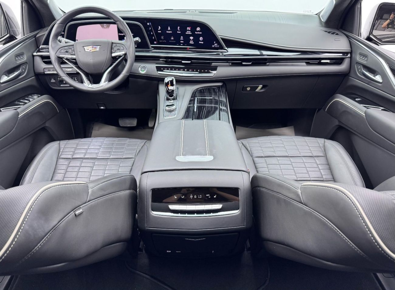 Cadillac Escalade Escalade-V 6.2L 2023 Cadillac Escalade ESV V, 2027 Cadillac Warranty, Pilot Seats, Fully Loaded, 7 S