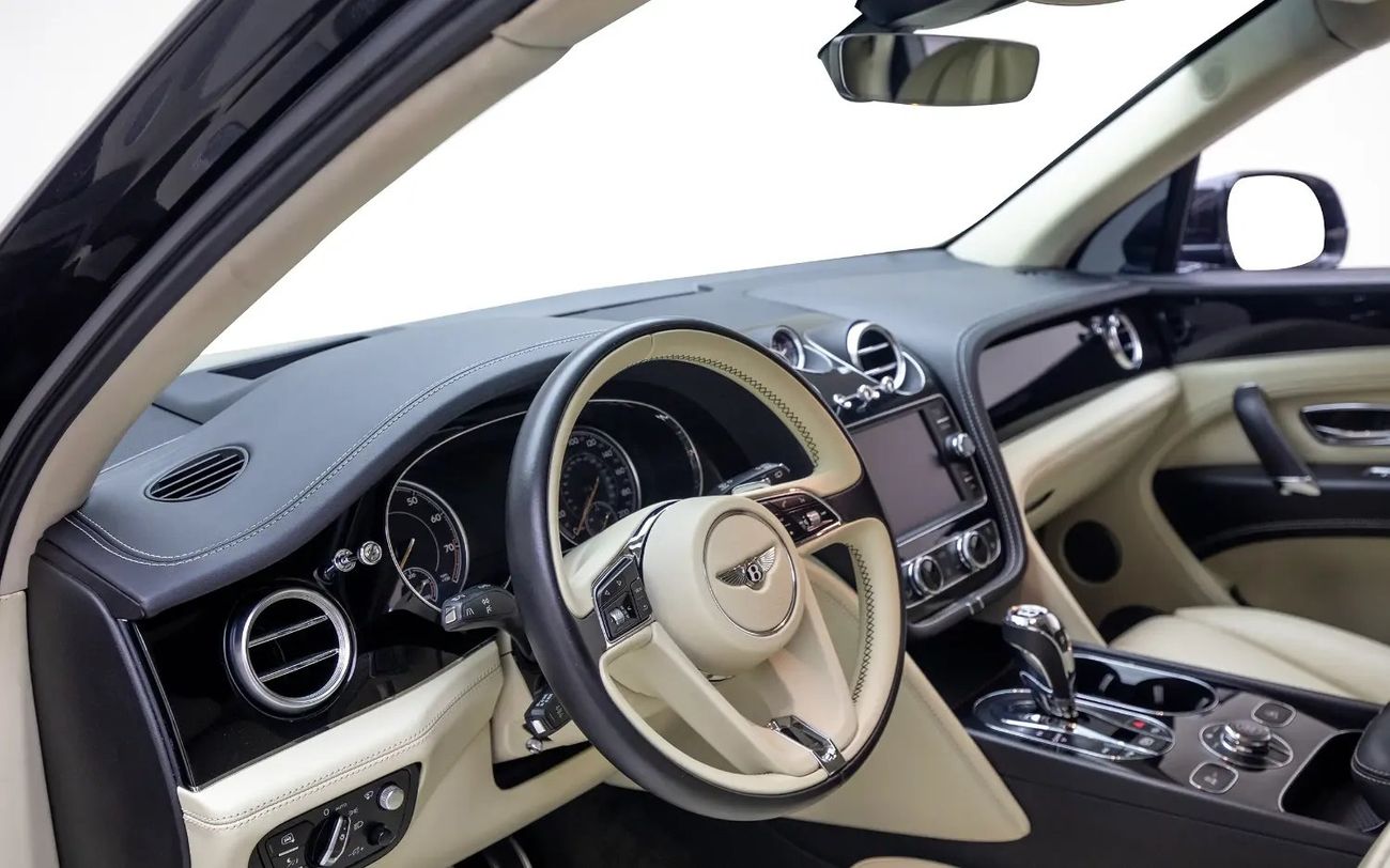 بنتلي بينتايجا Bentayga 4.0T - US Spec