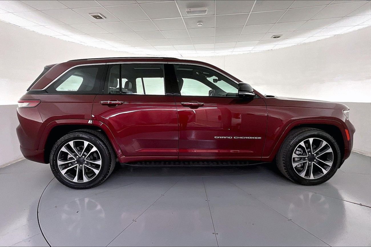 جيب جراند شيروكي Overland | ضمان مجاني لمدة عام | 0 دفعة أولى