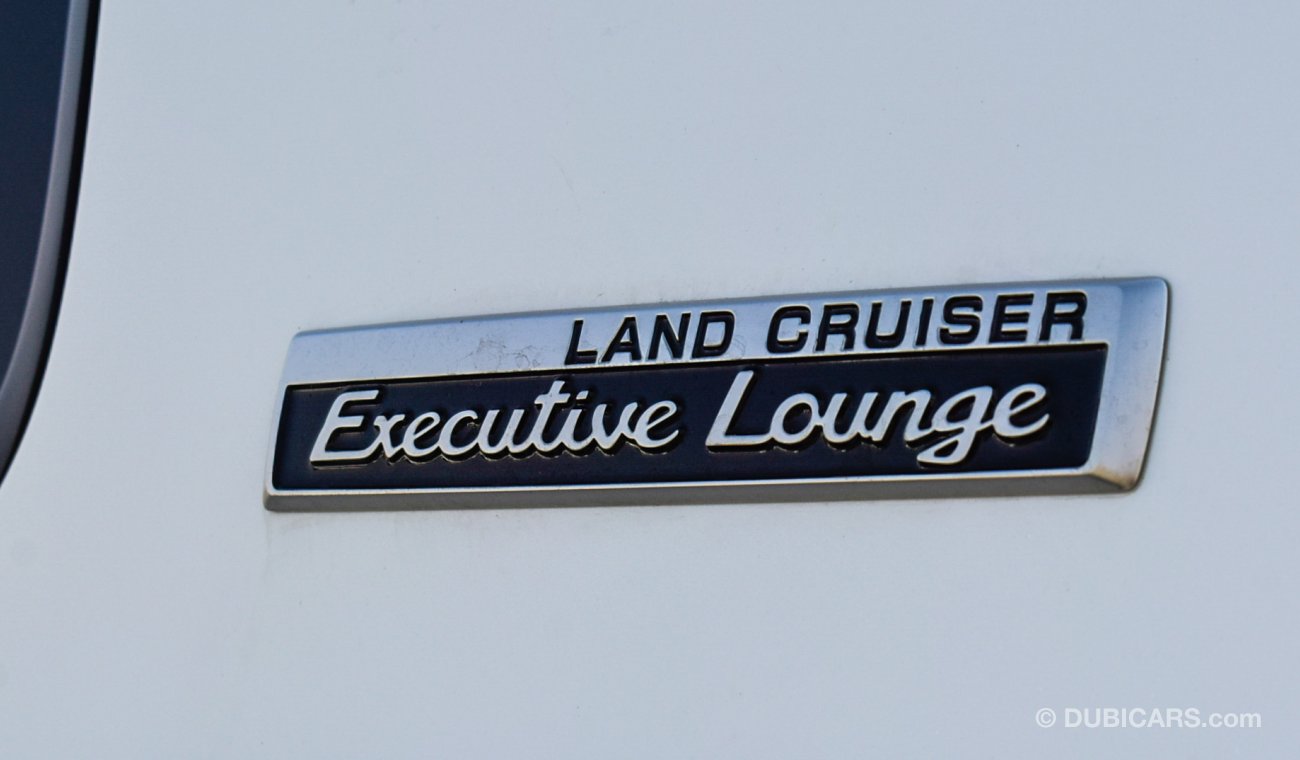 تويوتا لاند كروزر Executive Lounge A/T - 4.5L Diesel - ZERO KM - V8 - Full Option