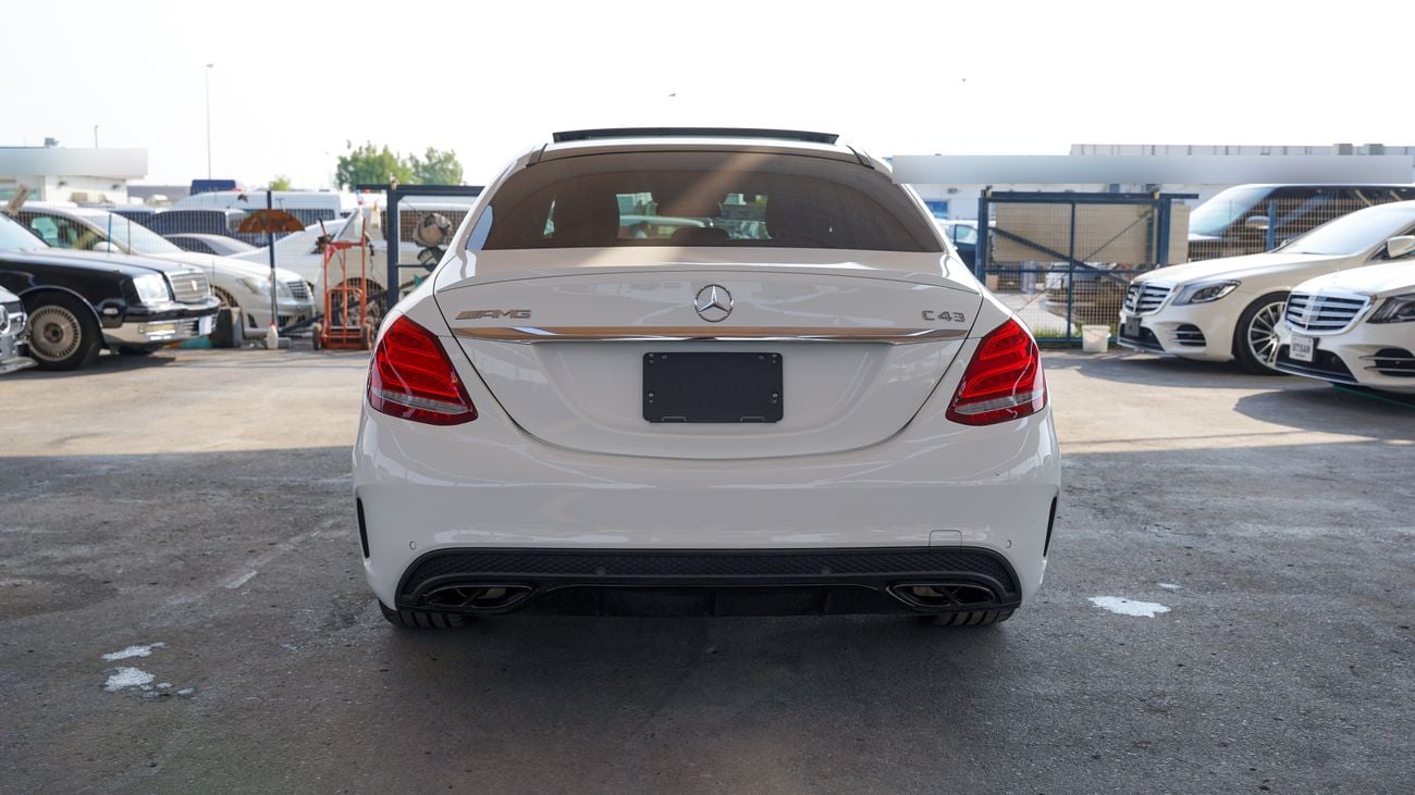 مرسيدس بنز سي 43 ايه ام جي