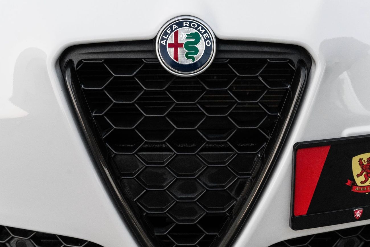 Alfa Romeo Giulietta Veloce | 1,537 P.M  | 0% Downpayment | Agency Warranty!