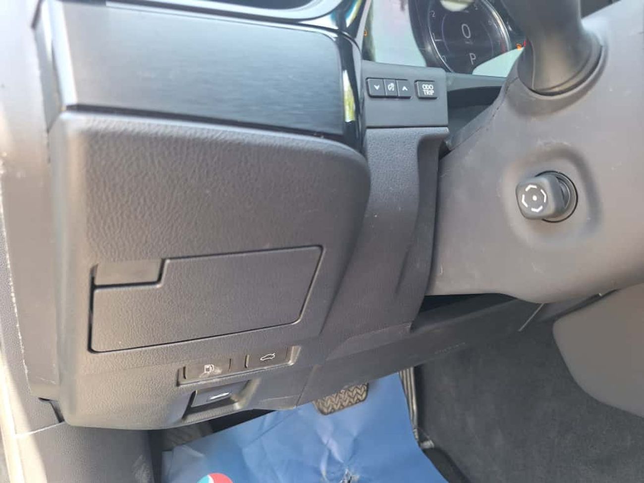 Lexus ES 300 2024 LEXUS ES-300 2.0L PETROL