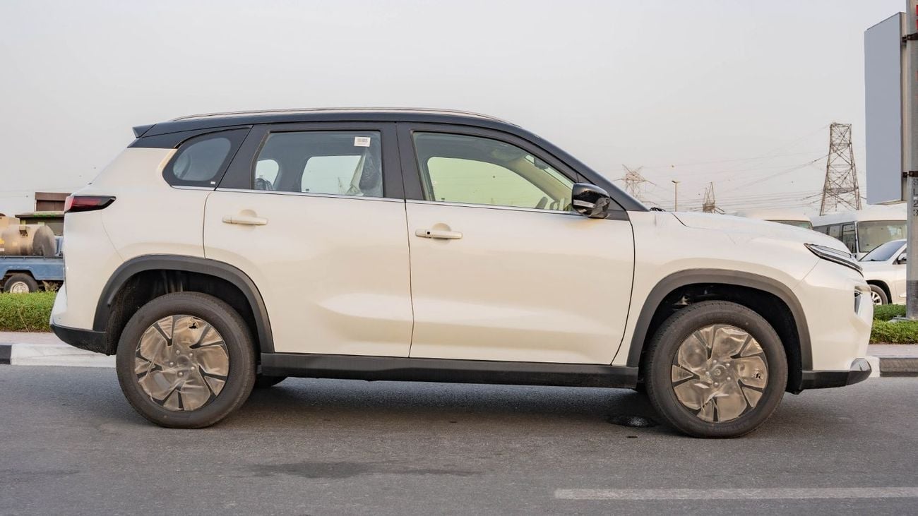 Toyota Urban Cruiser 2025 Toyota Urban Cruiser GLX 1.5L AT Petrol (White)