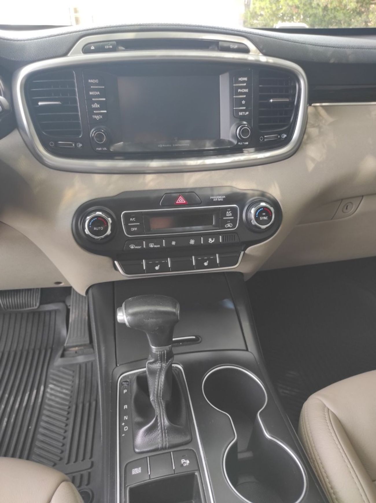 كيا سورينتو EX Top 2.4L Kia Sorrento 2019 usa V6 4×2  3.3