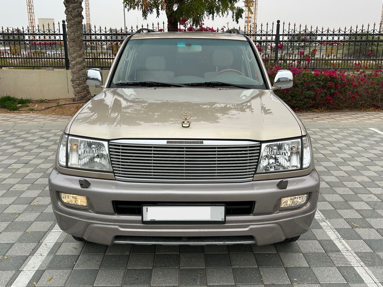 تويوتا لاند كروزر GXR