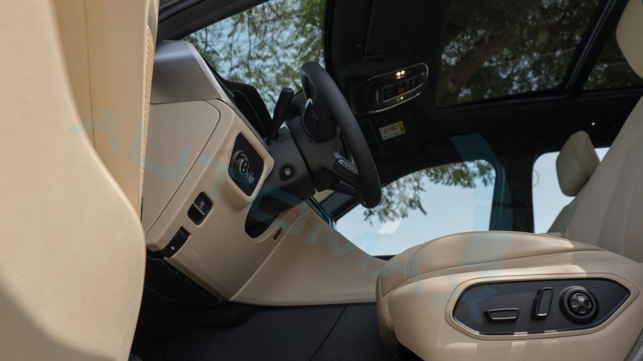 جيب جراند شيروكي LIMITED PLUS LUXURY 4X4 GCC 2025 With 3 Years Or 60,000 Km Warranty @Official Dealer