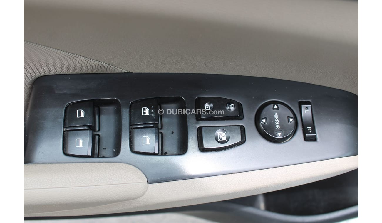 هيونداي أكسنت GLS خالية من الحوادث - خليجي - صبغة الوكالة - مكينة 1600 سي سي