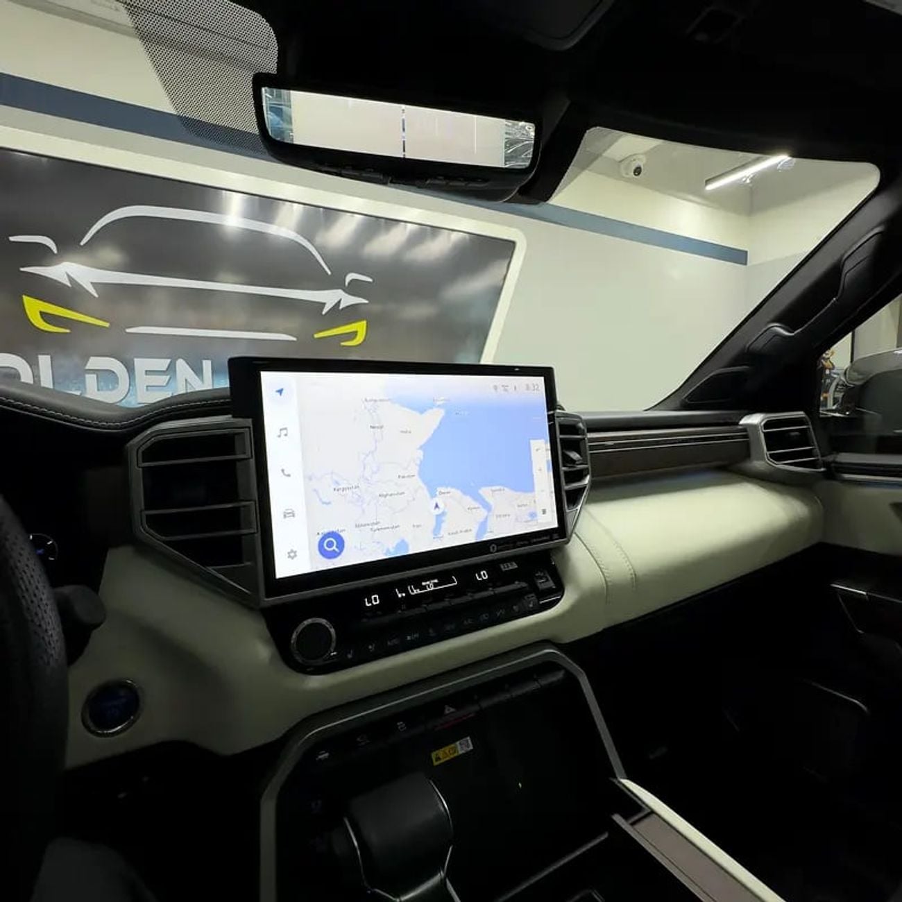 تويوتا سيكويا CAPSTONE HYBRID