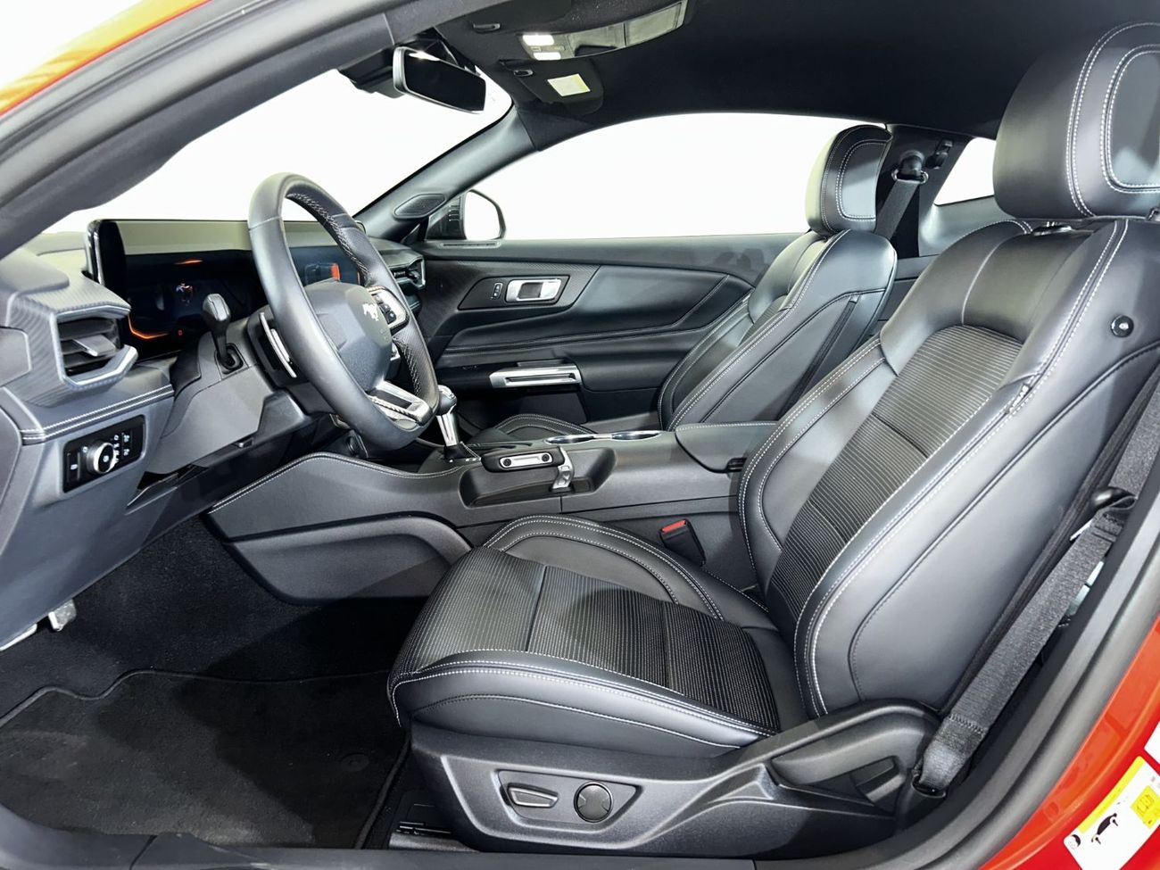 Ford Mustang GT Premium 5.0L (486 HP) Coupe A/T MCP4225 MUSTANG GT PREMIUM 401A FB 5.0L V8 AT LTHR