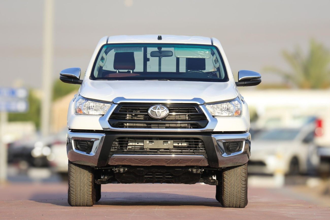 Toyota Hilux 2.7 V4 Petrol, A/T, Black Rims With Chrome Mirror, 4WD