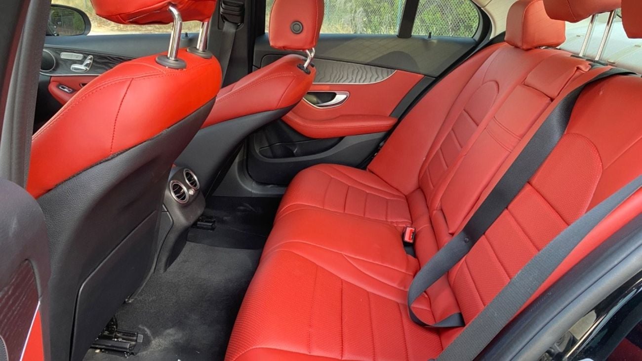 Mercedes-Benz C 300 Luxury