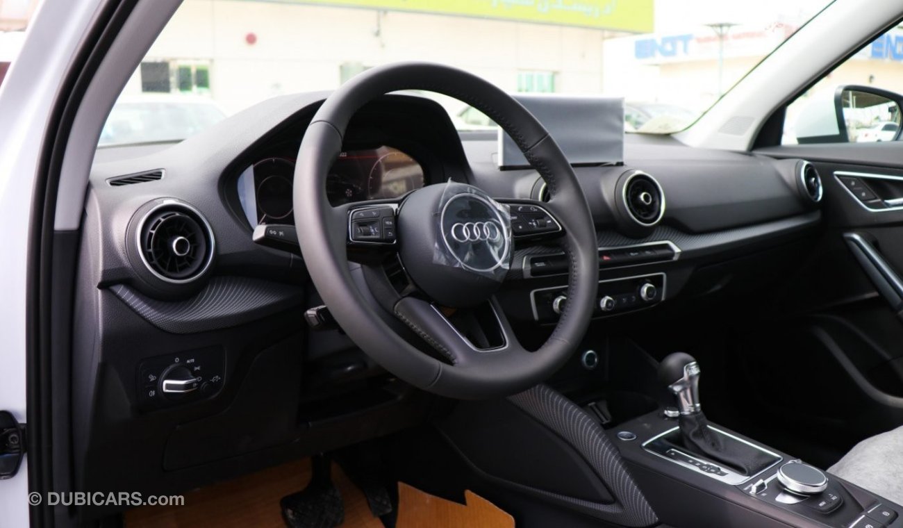 Audi Q2 L 30 e-tron
