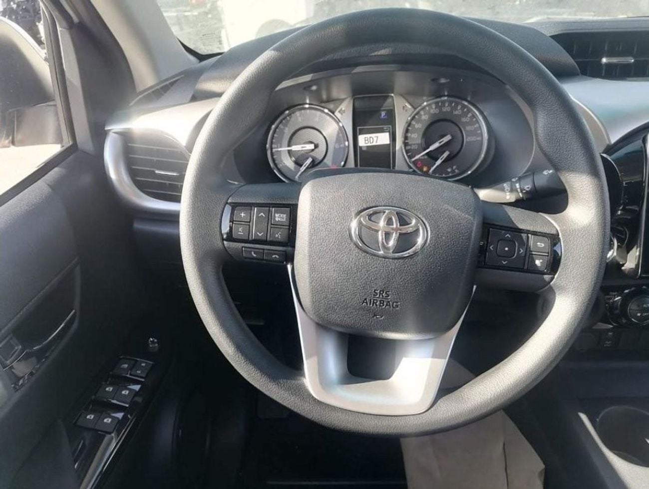 تويوتا هيلوكس GLX Toyota Hilux 2.4L AT Full Option Diesel MY 2023