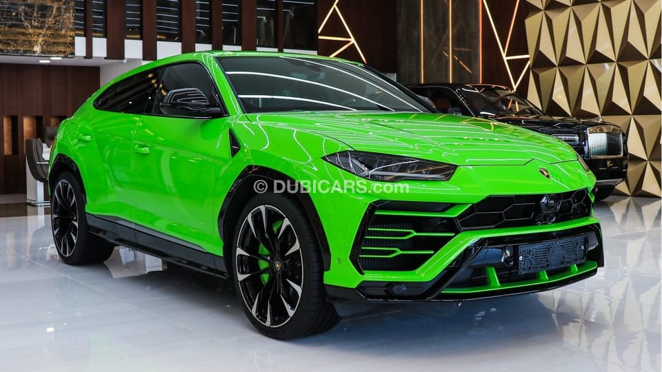 Urus for sale AED 1,350,000. Green, 2020