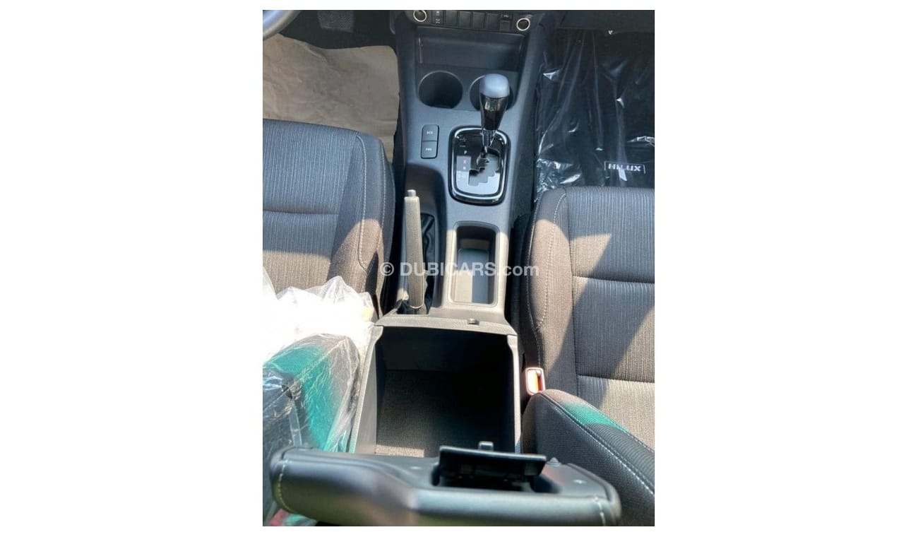 Toyota Hilux TOYOTA HILUX 4.0L PETROL A/T ADVENTURE BRONZE COLOR