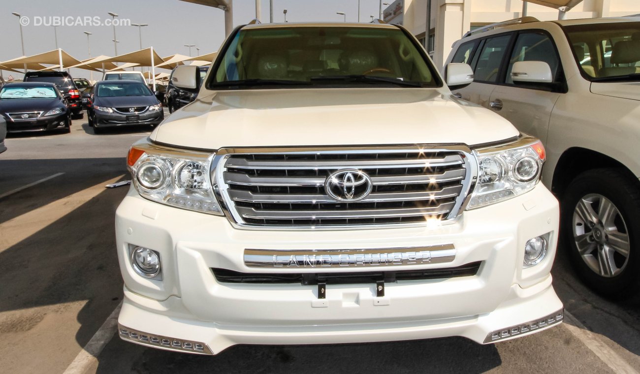 Toyota Land Cruiser GXR V6