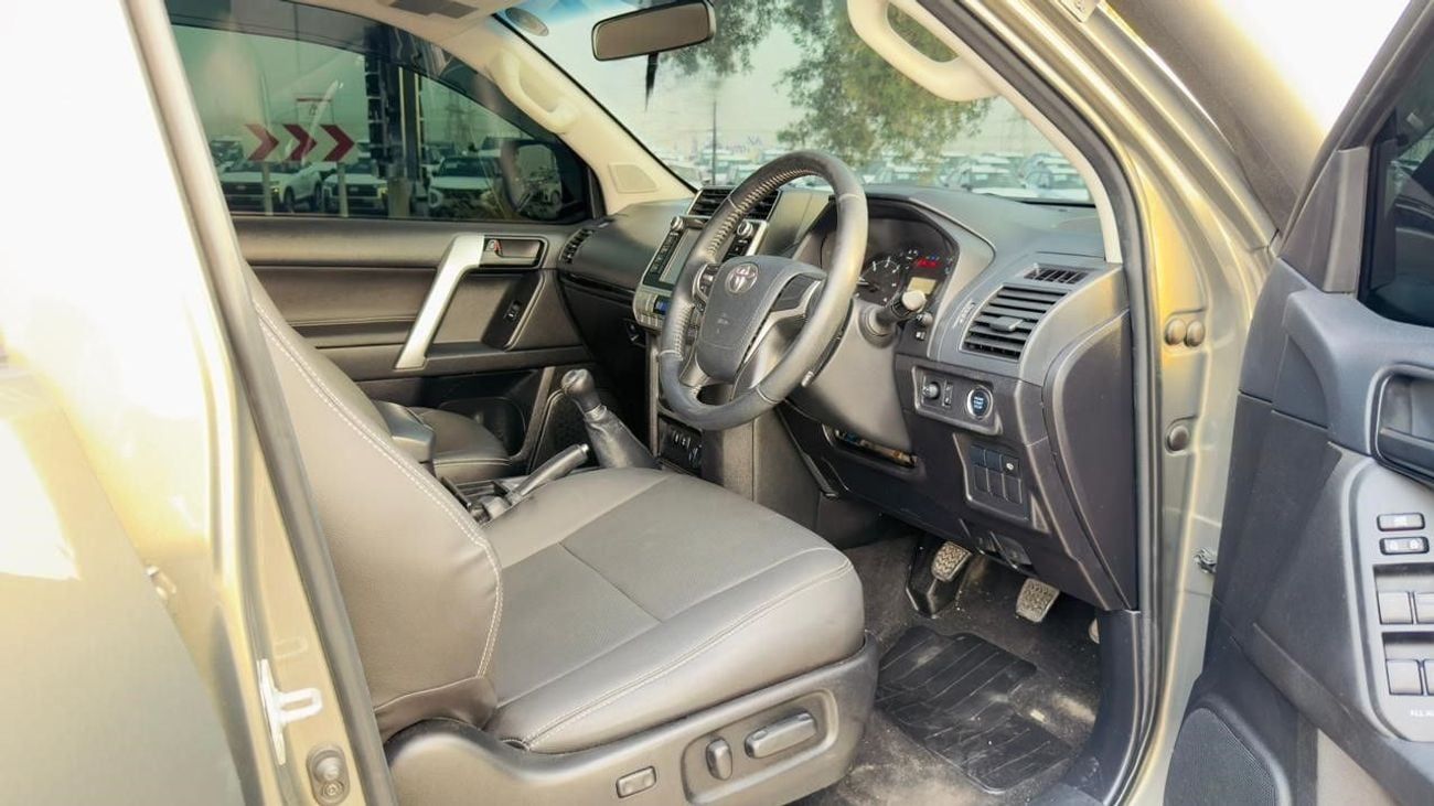 Toyota Prado OFF ROAD MODIFIED | MANUAL TRANSMISSION | AWNING CAMPING TENT | PUSH START | 2.8L DIESEL | RHD