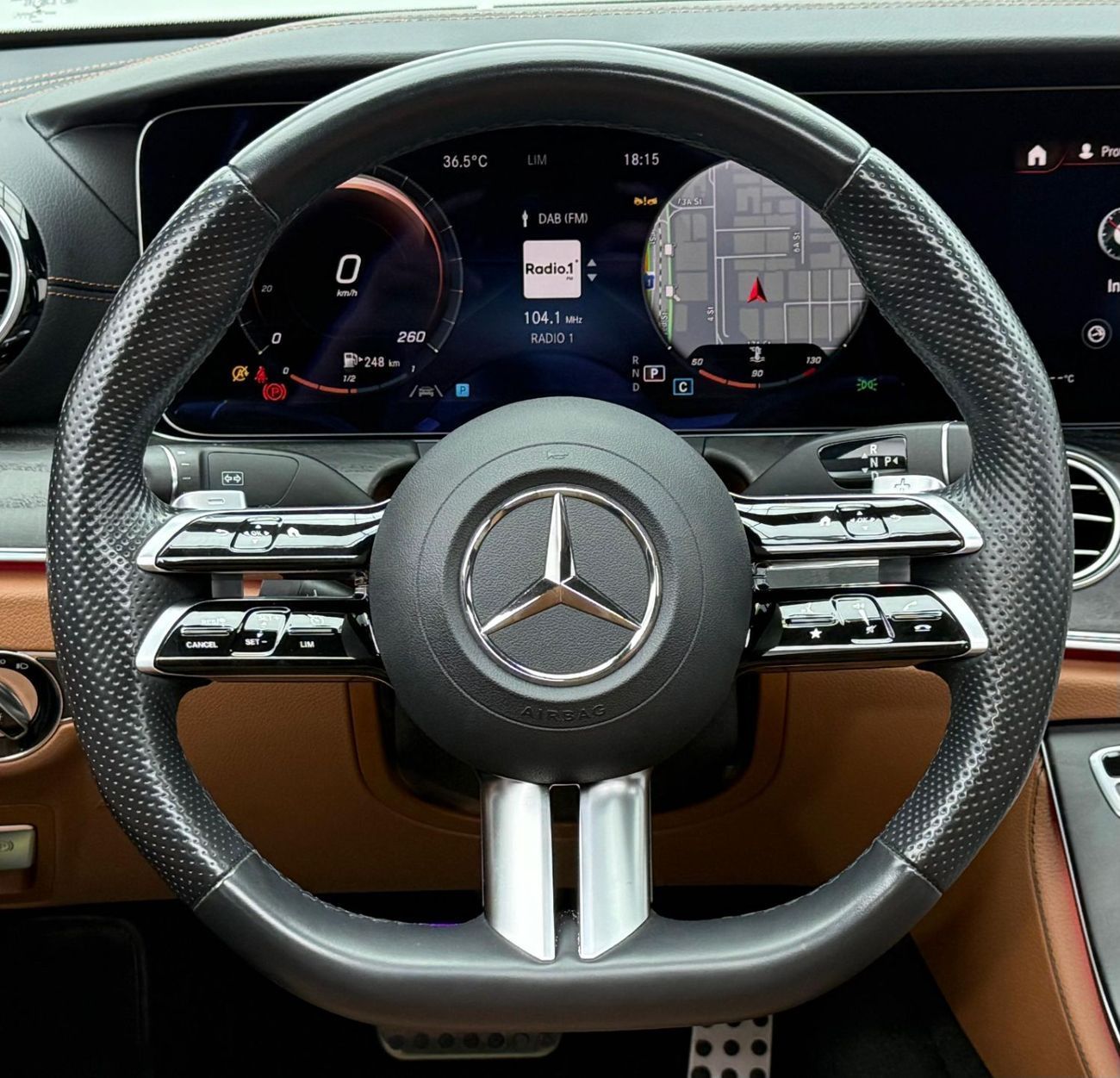 مرسيدس بنز E300 2023 Mercedes Benz E300 AMG, 2028 MB Warranty + Service Pack, Full MB Service History, GCC