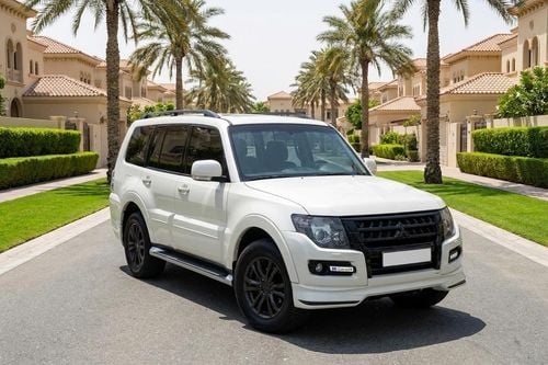 ميتسوبيشي باجيرو كارس24 هي سوق ضخم للسيارات المستعملة موثوق ومضمون ٪كارس24 هي سوق ضخم للسيارات المستعملة موثوق ومضمون