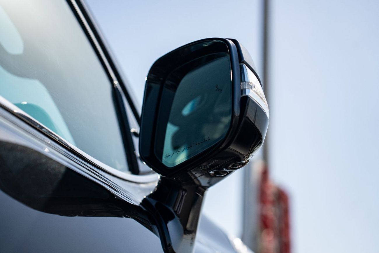 Lexus LX 700h Lexus LX 700h 2026 Signature 3.5L AT Hybrid 07 Seaters