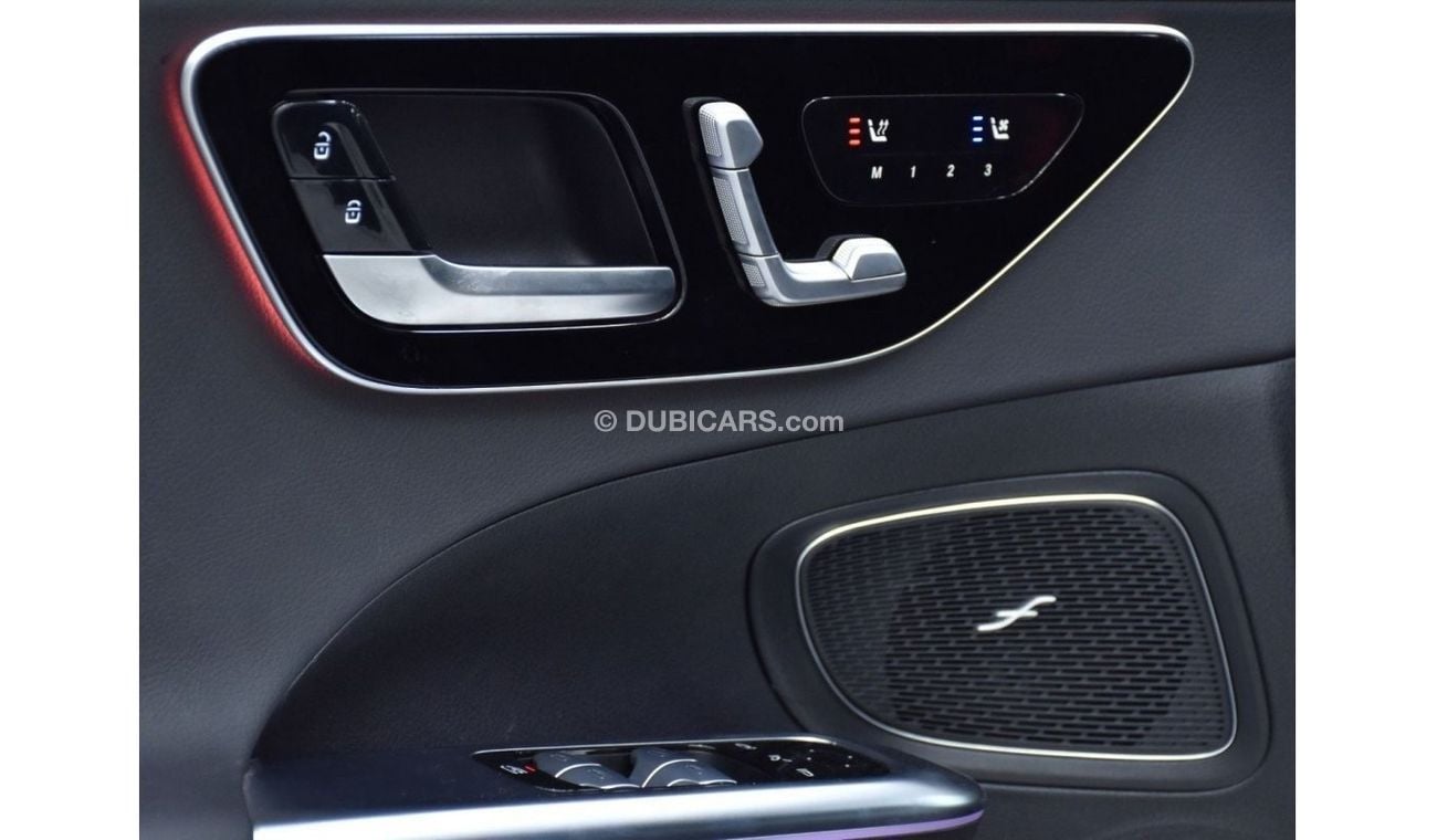 مرسيدس بنز C 300 EXCELLENT DEAL for our Mercedes Benz C300 ( 2022 Model ) in White Color Korean Specs