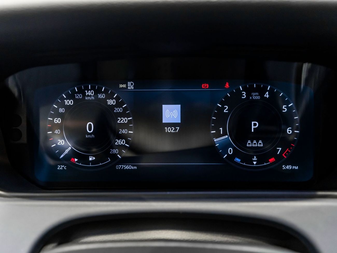 Land Rover Range Rover Velar 2022 Range Rover Velar P250 SE R-Dynamic, 2027 Land Rover Warranty, Full Service History, GCC