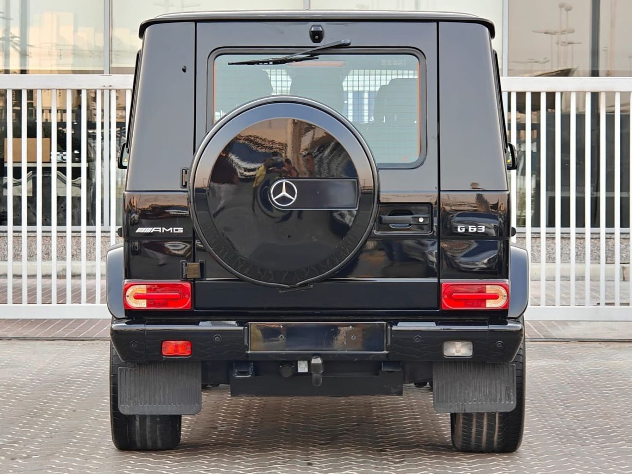 Mercedes-Benz G 63 AMG G-63 AMG 2017 GCC ORGINAL PAINT // ACCIDENT FREE // FSH // PERFECT CONDITION