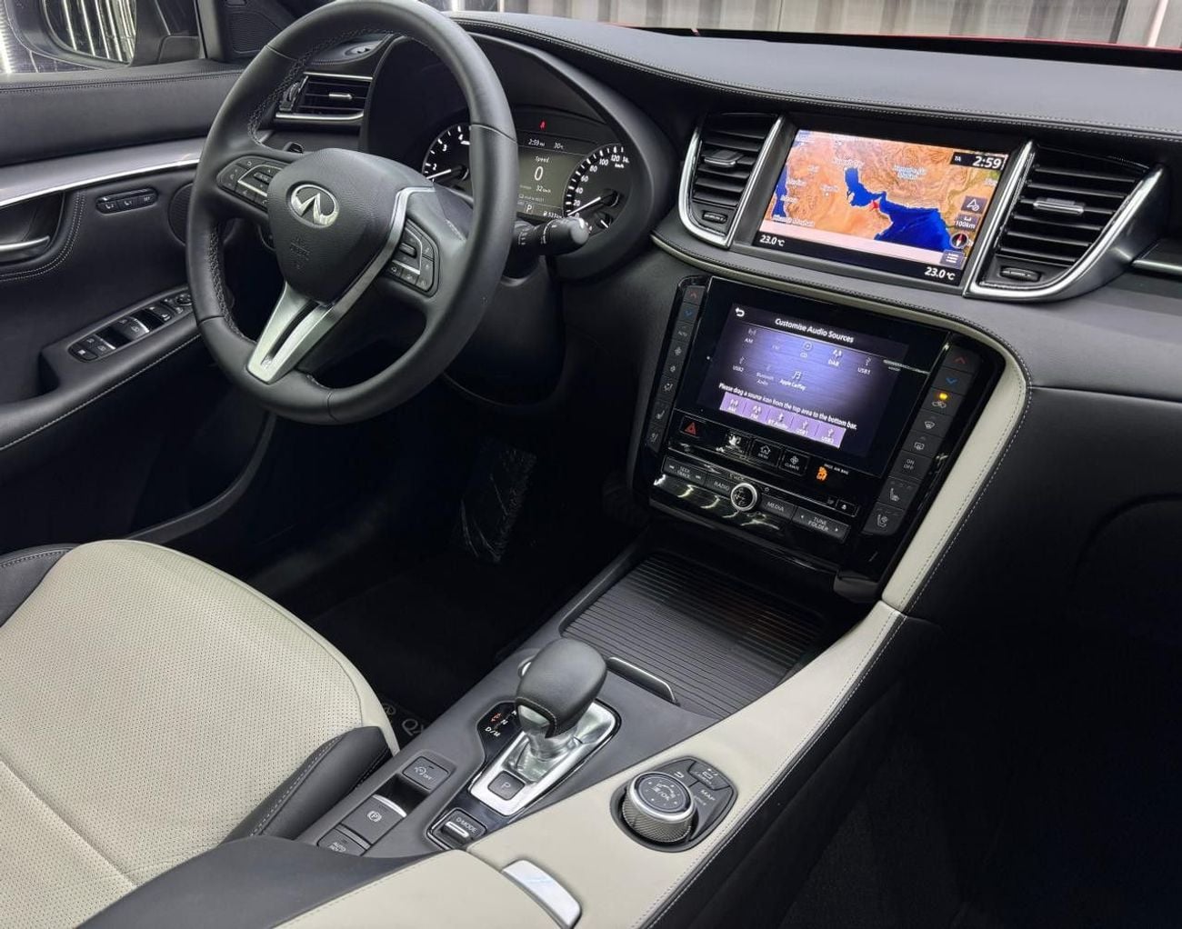 إنفينيتي QX55 LUXE