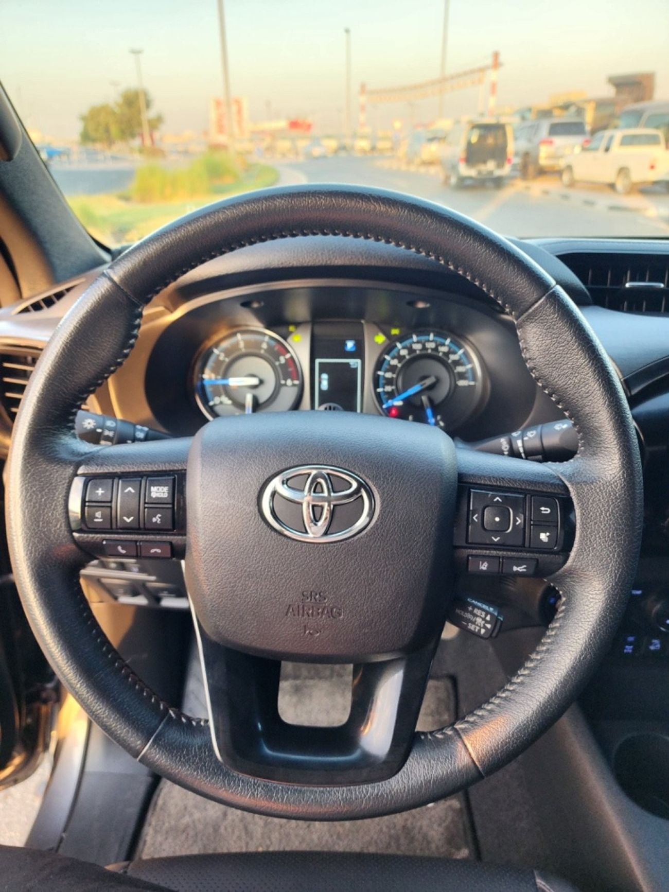 تويوتا هيلوكس ADV 2.8L Toyota Hilux Adventure D-CAB