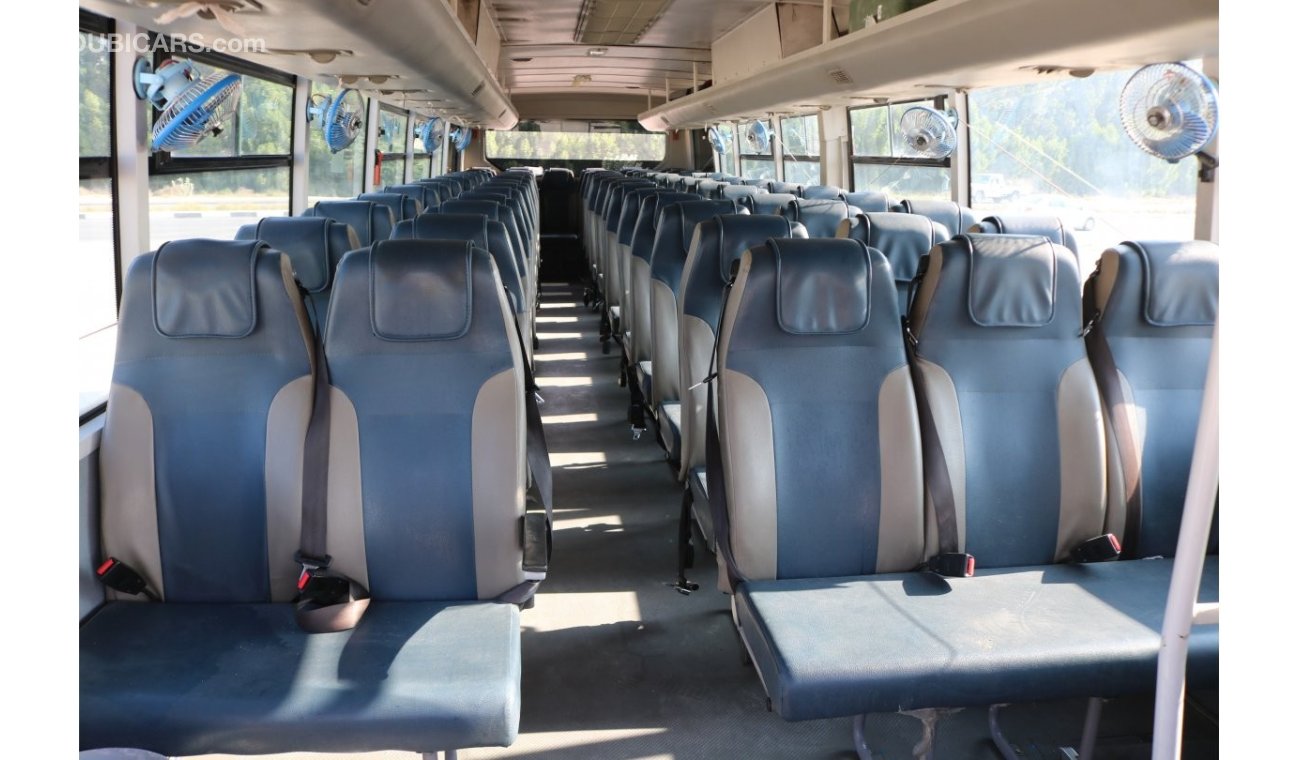 اشوك ليلاند فالكون 67 SEATER BUS WITH AC 2017