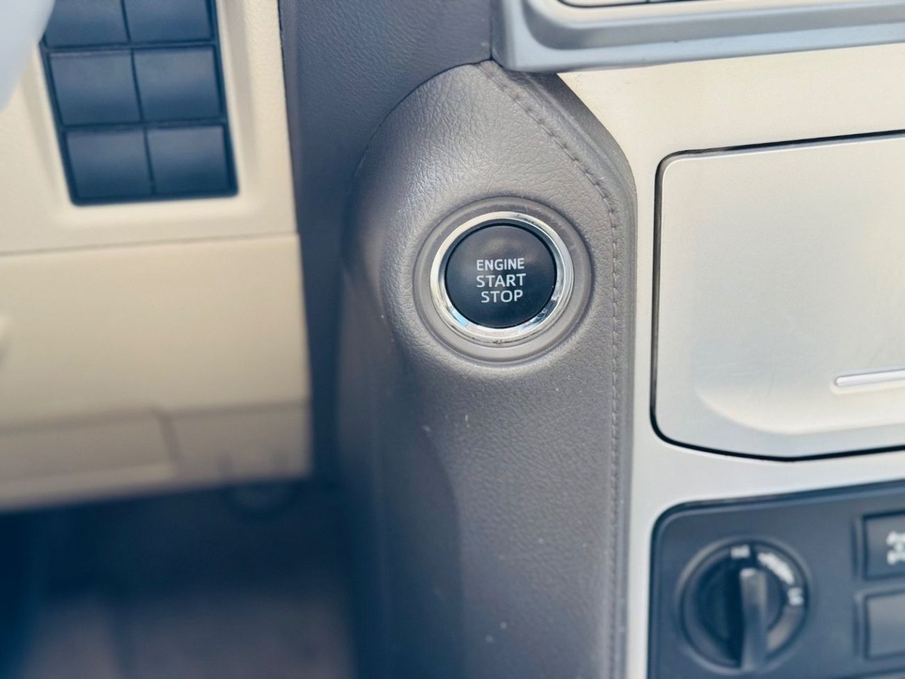 تويوتا برادو Toyota prado 2020 v6