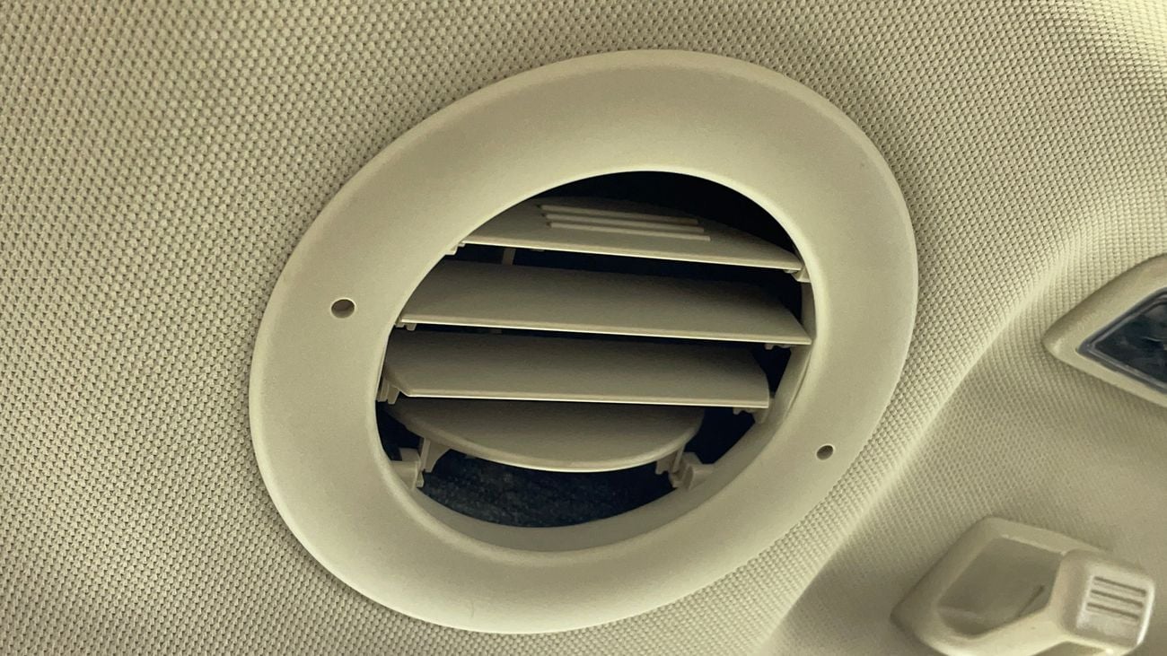 Ford Explorer 2023 BASE 4WD | AED 1426/Month | 0 DP | 30 Day Return | Warranty | Service History