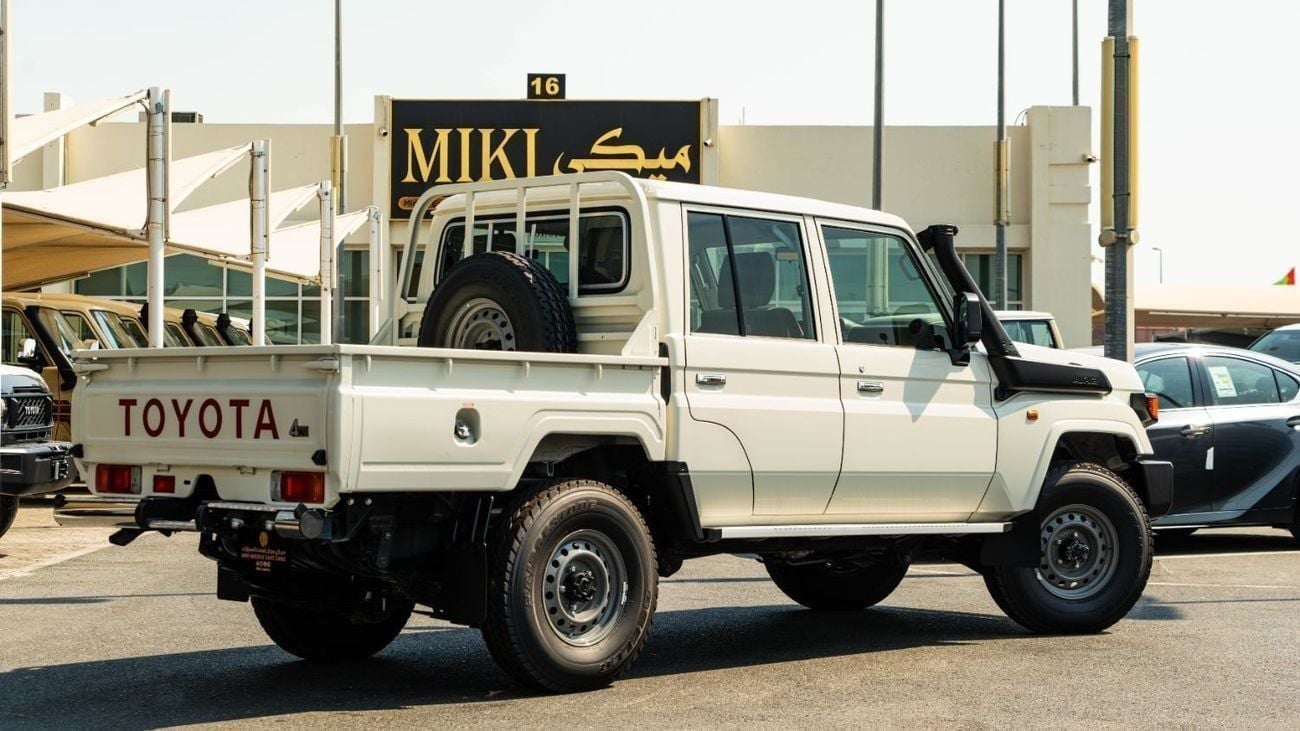 Toyota Land Cruiser Pick Up LX 79 2.8 Diesel || MT || 2025