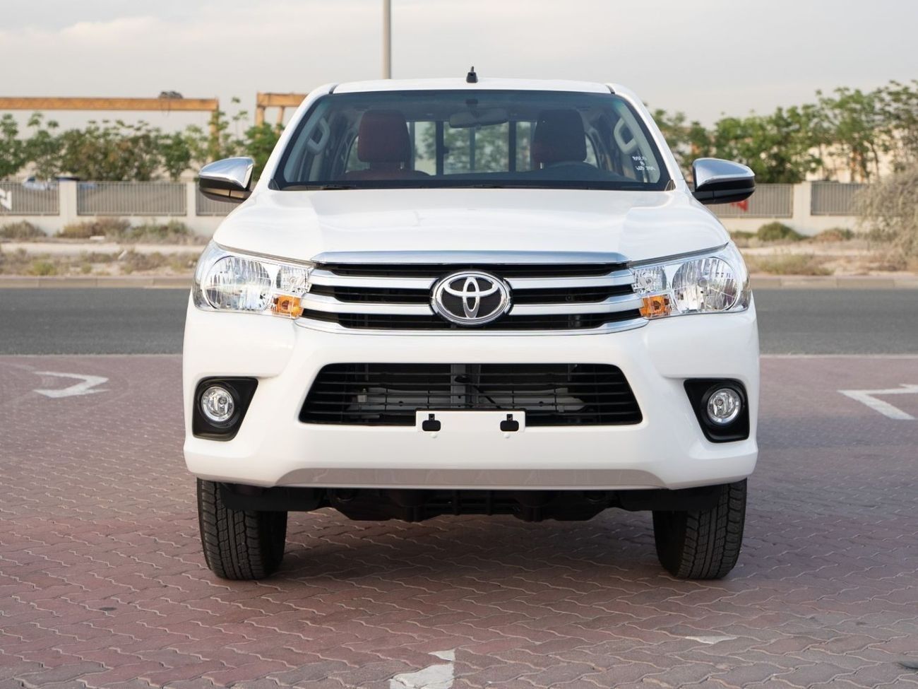 Toyota Hilux 2025 TOYOTA HILUX GL 2.7 - WHITE inside RED | Export Only