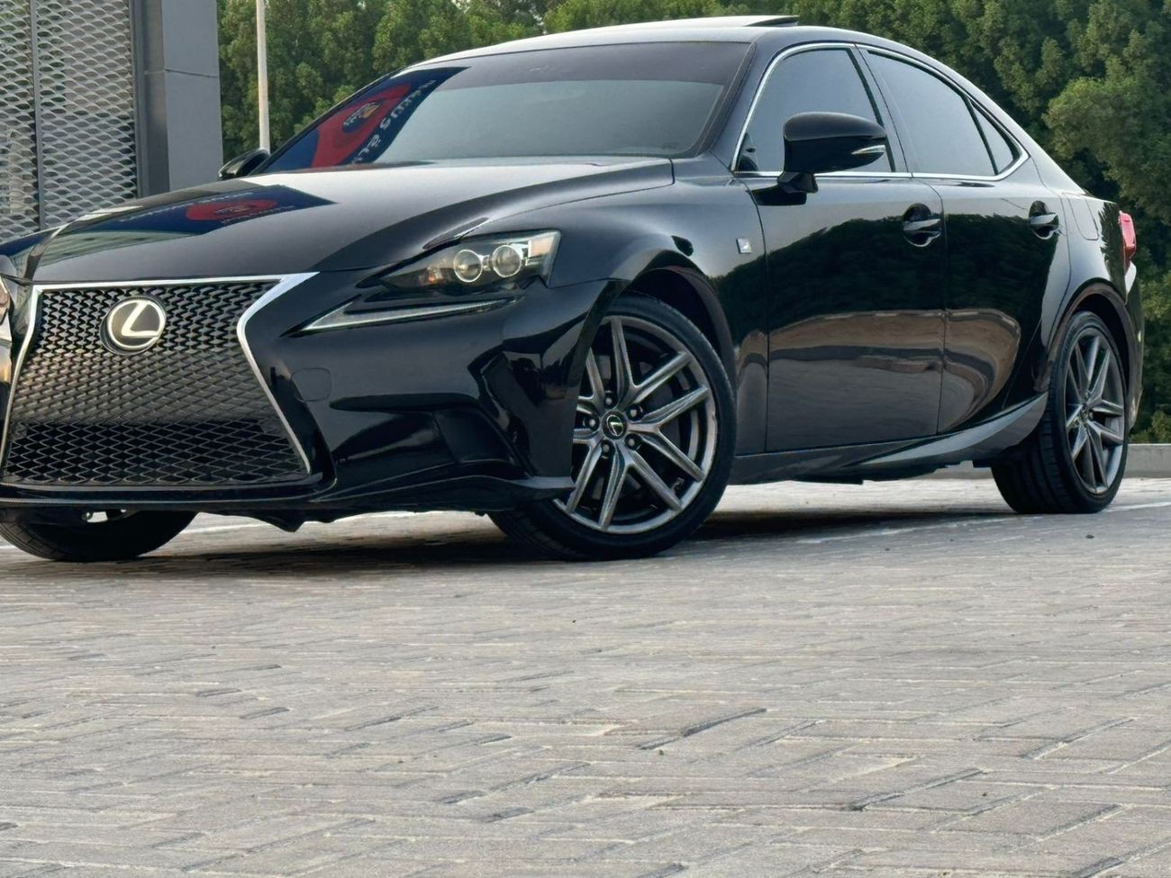 Lexus IS 200 Premier In excellent condition inside and out