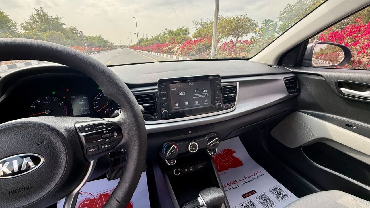 كيا ريو EX 1.4L (107 HP) Sedan